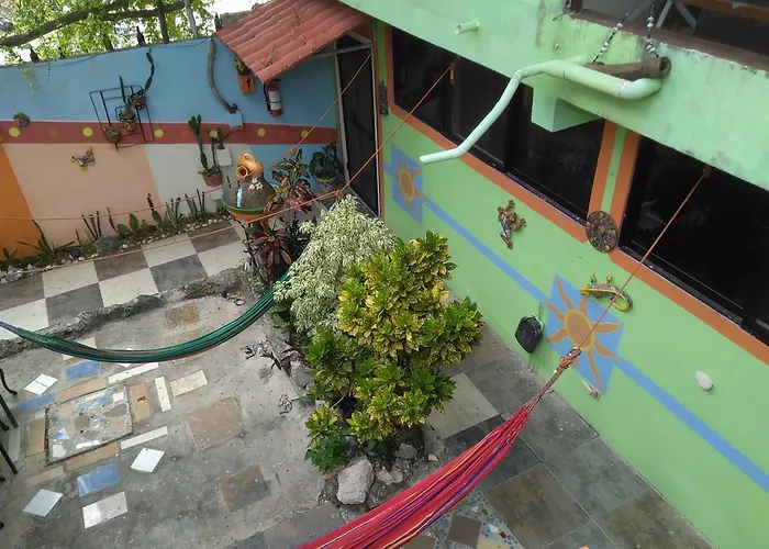 Buenos Días Pensión Puerto Morelos